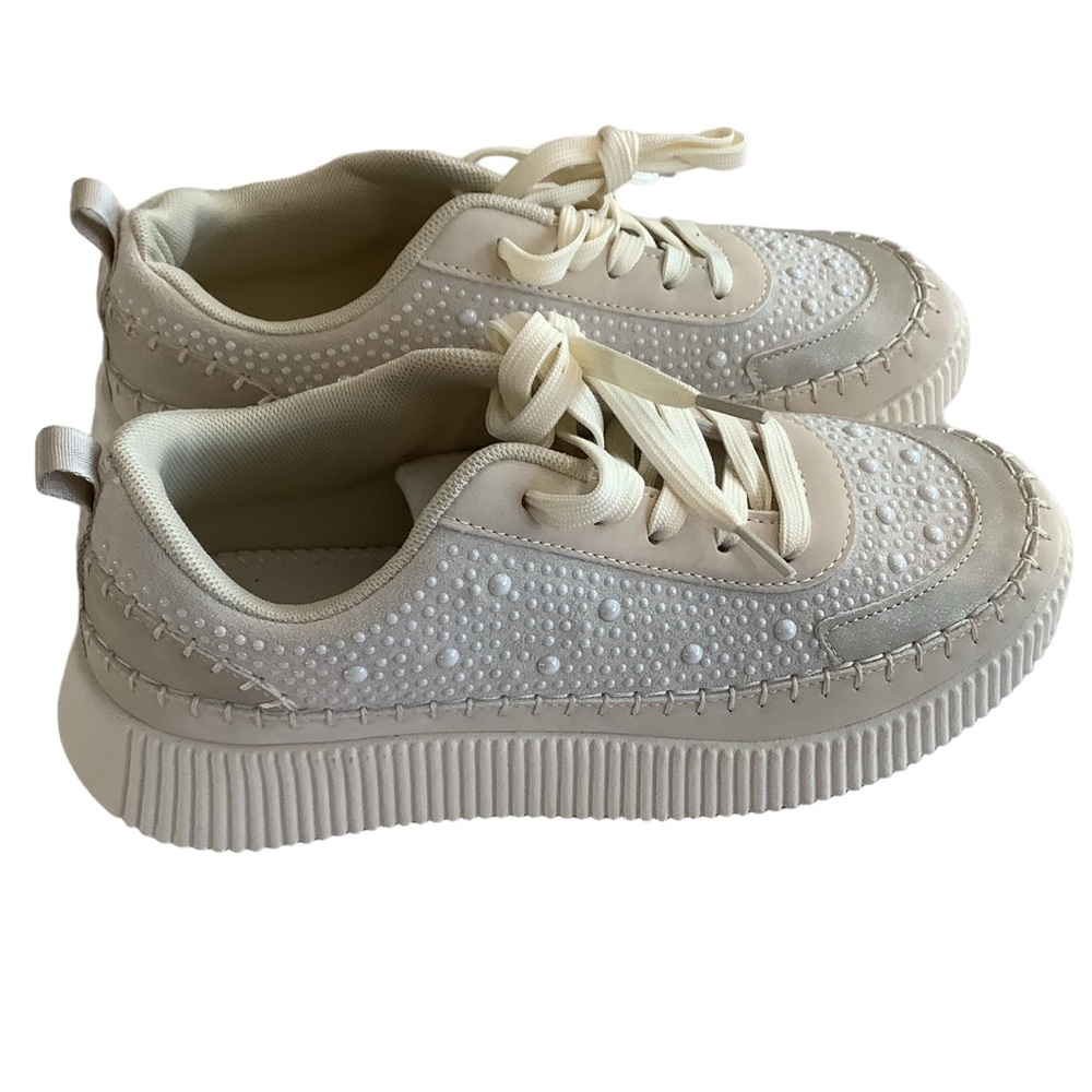 Nicole Miller New York Brita Studded Sneakers 8.5 New